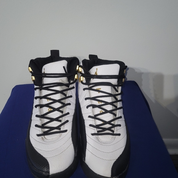 Air Jordan 12 Retro GS Royalty - Picture 2 of 9